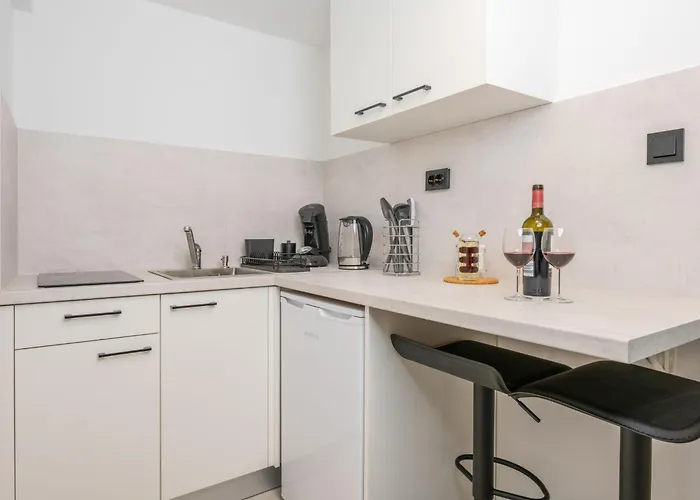 Luxury Seaview By Interhome Apartman